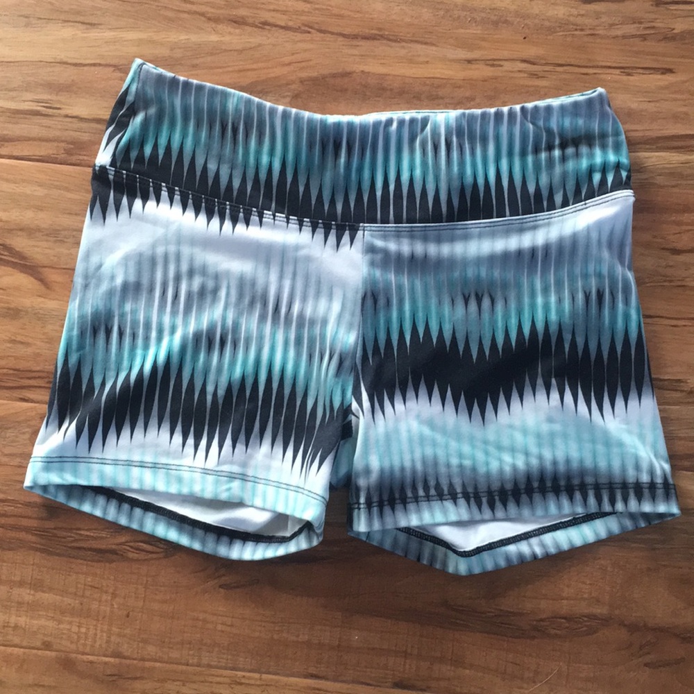 THE BALANCE COLLECTION Yoga Shorts